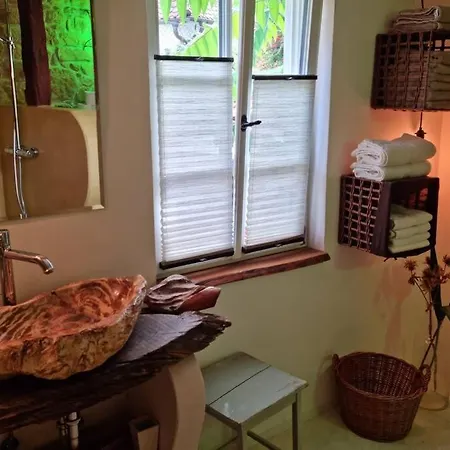 Apartment Schoene Mit Kamin